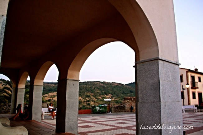 17006111191_0982fb2907_b